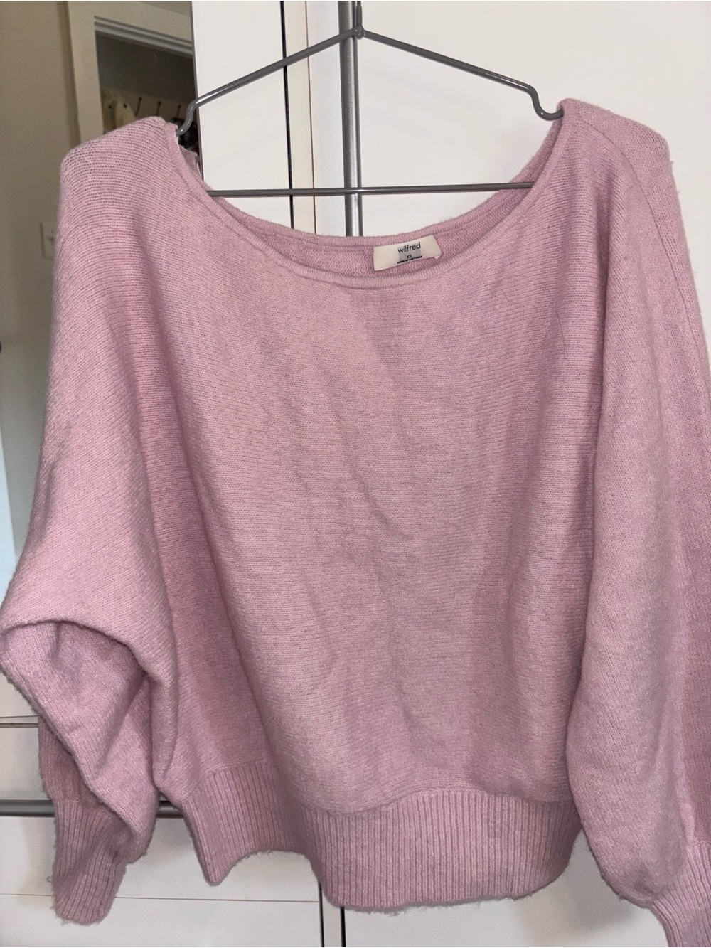 Wilfred Lightweight Cashmere Blend Boatneck Sweater - Dusty Pink